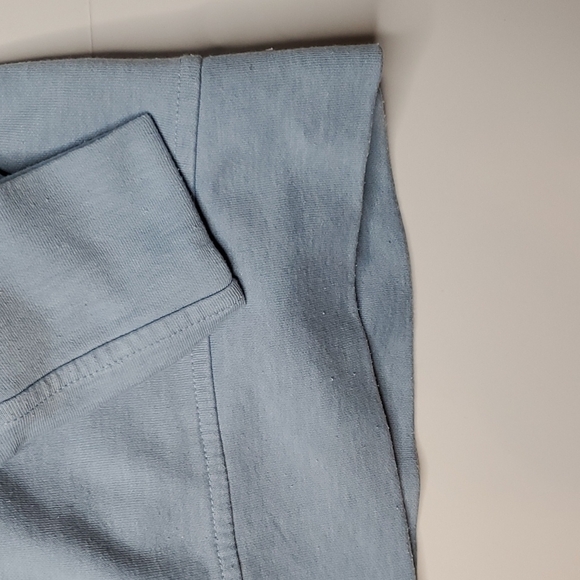 Jeff Athletics 1/2 Zip Large Blue - Picture 2 of 3